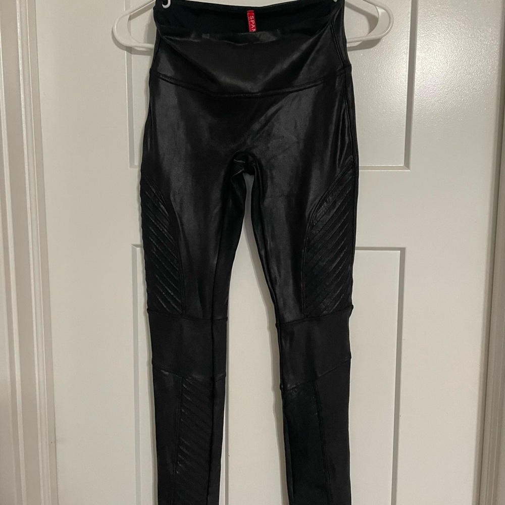 Women’s Spanx Moto leggings Size Small